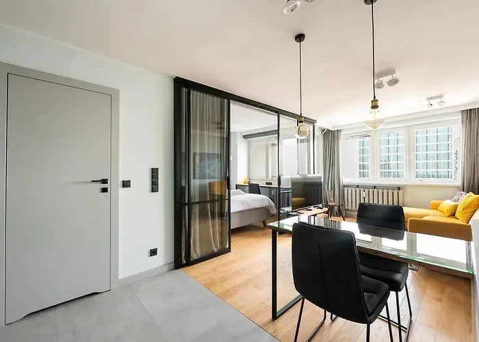 Central Panorama Apartment Chmielna 35